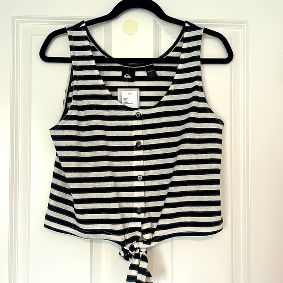 Quiksilver tie-front Tank - Picture 2 of 5